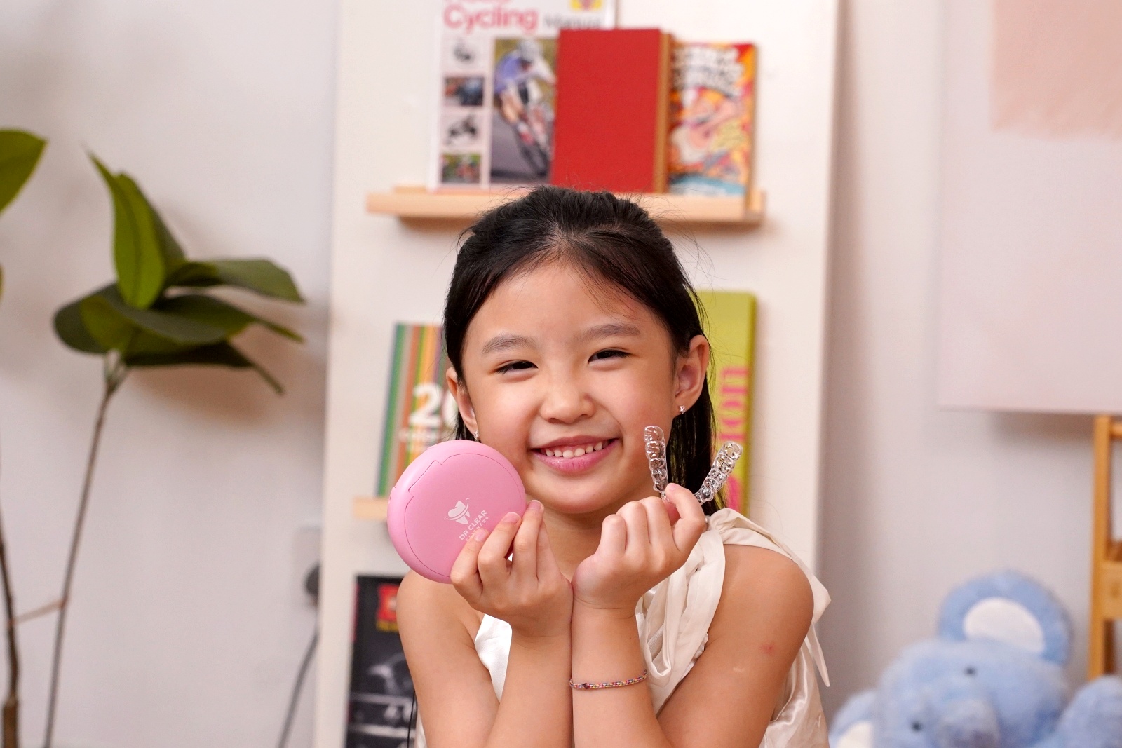 DCA Junior aligners for children and early smile development